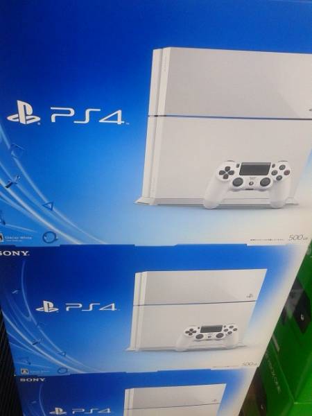 新品未開封 PlayStation4 500GB クーポン付き ホワイト ネット公式 送料無料 PS4 本体 未使用 プレイステーション4 500GB 純白