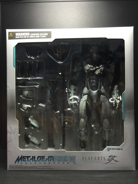 未開封 メタルギアライジング プレイアーツ改 雷電 ホワイトver.