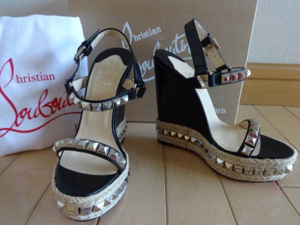 クリスチャンルブタン★新品ウエッジCATACLOUサンダル黒スタッズ