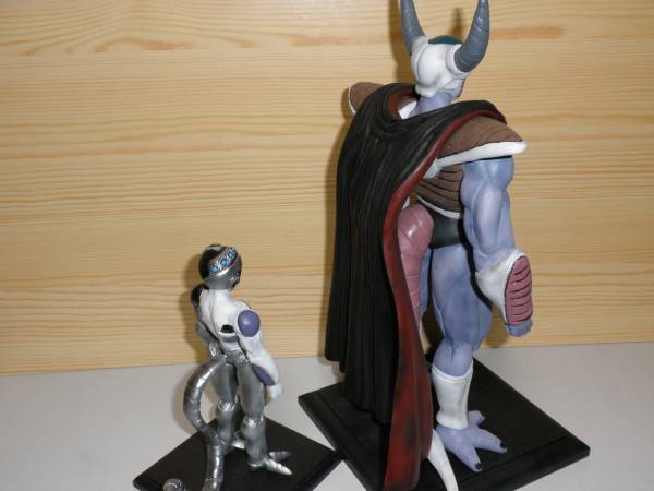 ドラゴンボールガレージキット完成品 コルド大王 メカフリーザ 