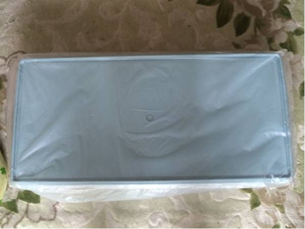 タッパー衣装ケース