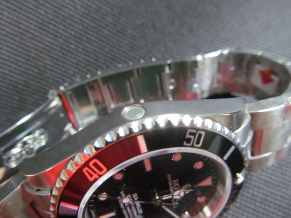新品 自動巻ムーブと旧黒ベゼルSED
