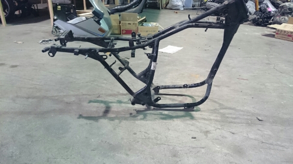 27529 GSX250L フレーム 書類無し GJ51B y