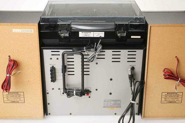 稀少品 SANYO 80年代 ミニコンポ 「DC-W05 CD」 PL&SP&TAC SET品