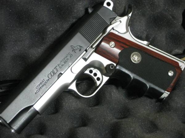 WA 　コンバットコマンダー　メタルのスライドに変更