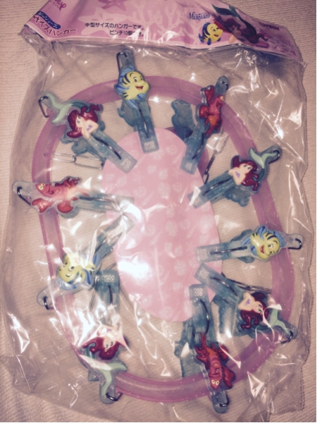 ディズニーアリエルリトルマーメイド洗濯ピンチハンガー新品