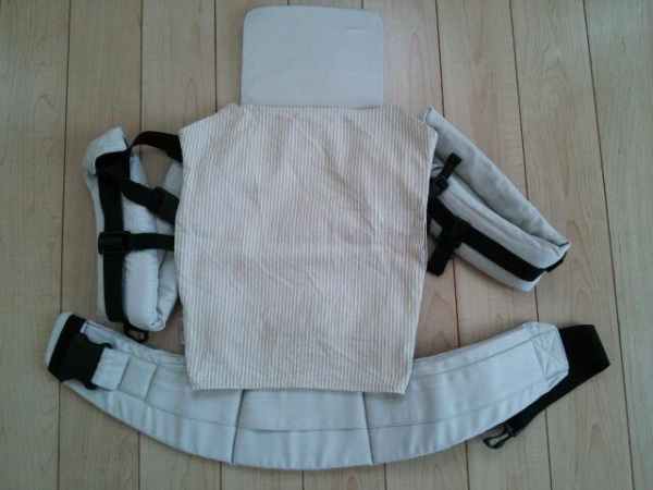 ファムキャリー　ファムベリー　おんぶ紐　抱っこ紐_2