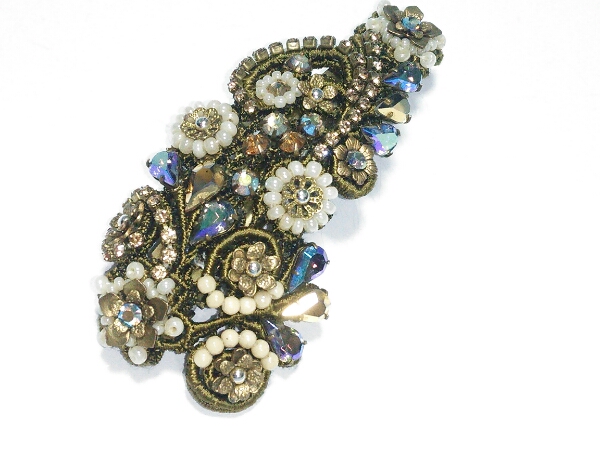 USED ミハエルネグリン お花のレースネックレス ベージュピンク *