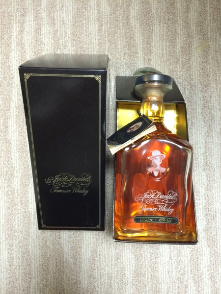 [箱付き] Jack Daniels Tennessee Whiskey - vintage