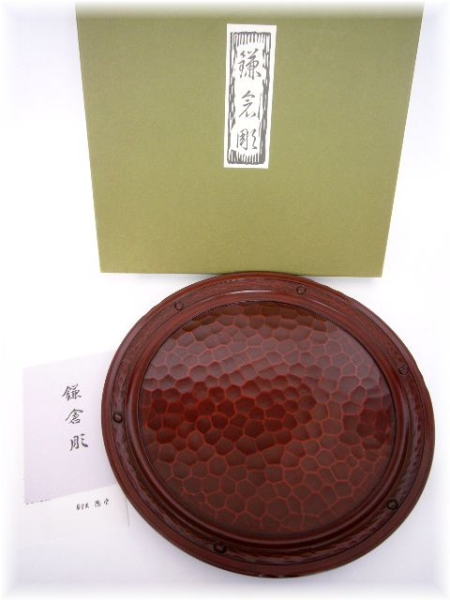 ★未使用 鎌倉彫 陽堂 丸盆 径33㎝ 天然木 古瓦 本漆蘭彫★