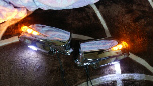 Y34 セド、グロ メッキウインカーミラー ウェルカムランプ