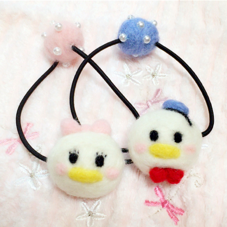 ツムツム ドナルド デイジー 風 羊毛フェルト ヘアゴム ドナルド ダック 売買されたオークション情報 Yahooの商品情報をアーカイブ公開 オークファン Aucfan Com