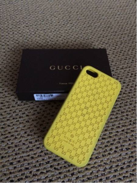 iPhone5のカバー GUCCI イエロー
