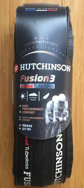 HUTCHINSON　FUSION3　700×23C TUBELESS チューブレス 残3本