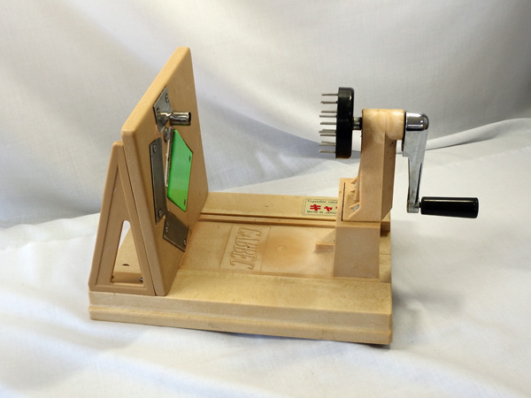 B131 スライサー 野菜 千切機 キャベツ 大根の妻 人参 業務用