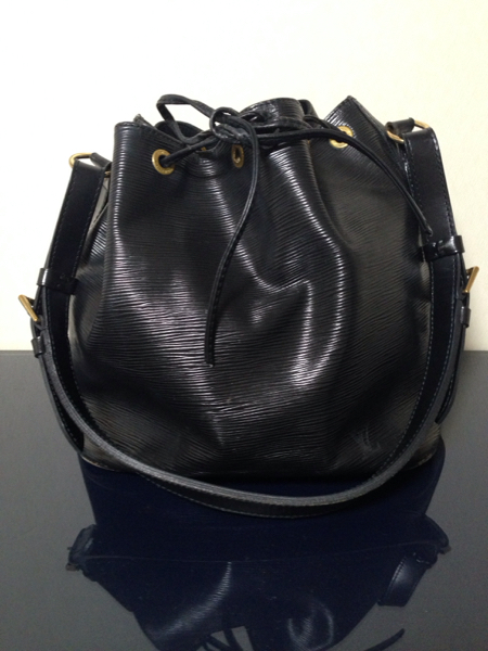 ルイヴィトン エピ 巾着バッグ