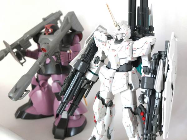 ジャンク　組み立て済み　MGFAユニコーン+MGドムゲームver　