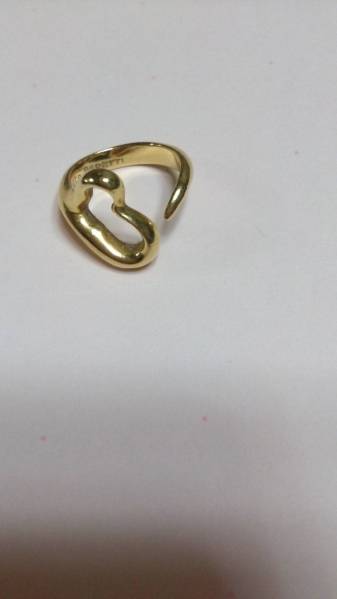 ティファニー１８ｋ。　オープンハートリング９～１０号くらい