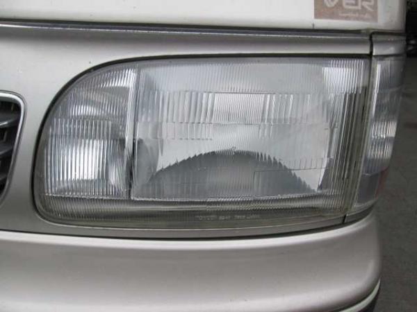 ハイエースKZH100G　7年式　左ヘッドランプＡｙ☆NO150009