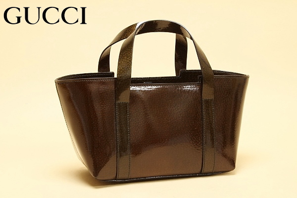 良品　グッチ　バニティバッグ　メイクバッグ　収納　エナメル　ロゴ　ブラウン GUCCI グッチ ハンドバッグ エナメル エナメルレザー バンブー ロゴ