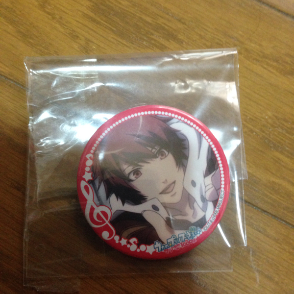 うた☆プリ1000%の一十木音也の缶バッチ