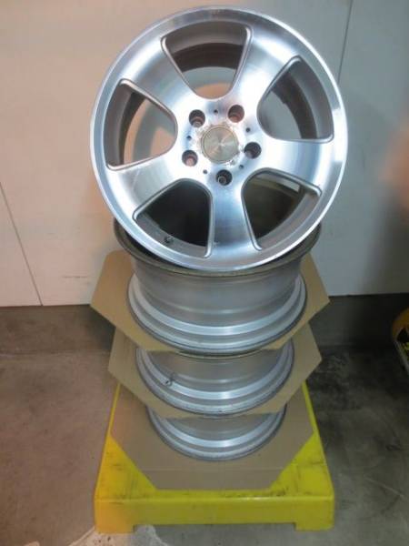 スタッドレス用に　weds Leonisレオニス