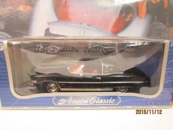 アンソン　1/18 １９７３年　キャデラック エルドラド