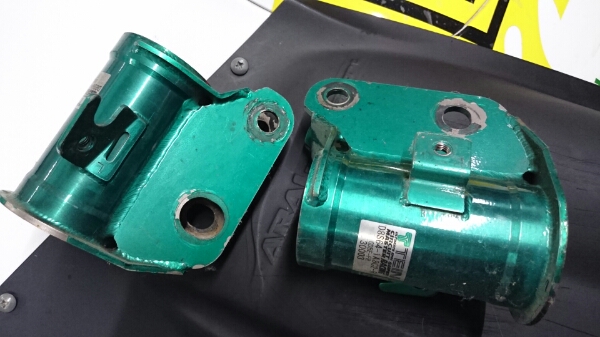 テイン TEIN GDBスーパーレーシング用ブラケット