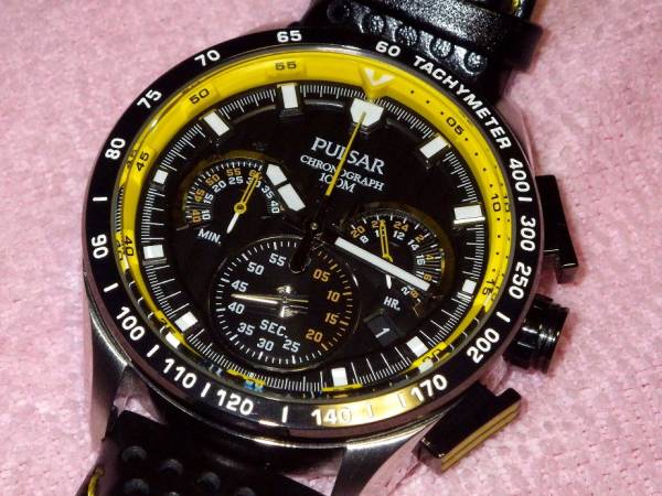 ■PULSARパルサー　ブラック＆イエロー　クロノグラフ　美品■