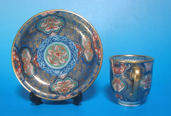 有田焼 古伊万里 瑞宝 金襴手 カップ＆ソーサー 同梱c可 碗皿