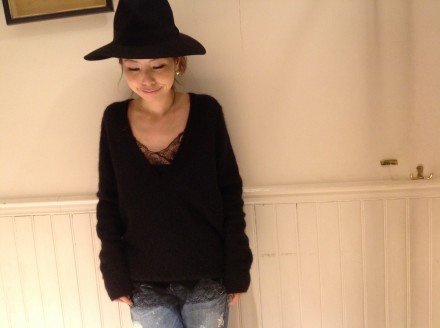 アパルトモン購入INDRESS★Vネックニット★黒４万