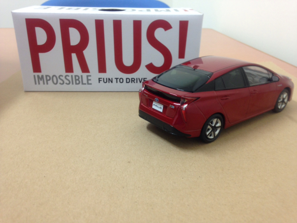 新型プリウス(PRIUS) カラーサンプル ミニカー 9台セット_2