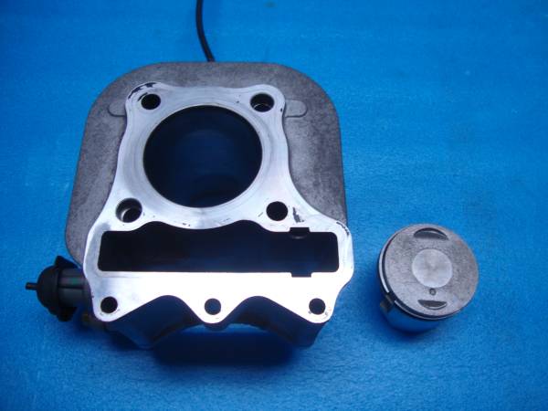 台湾スズキ純正 アドレスV125 シリンダーキット ピストン シリンダー