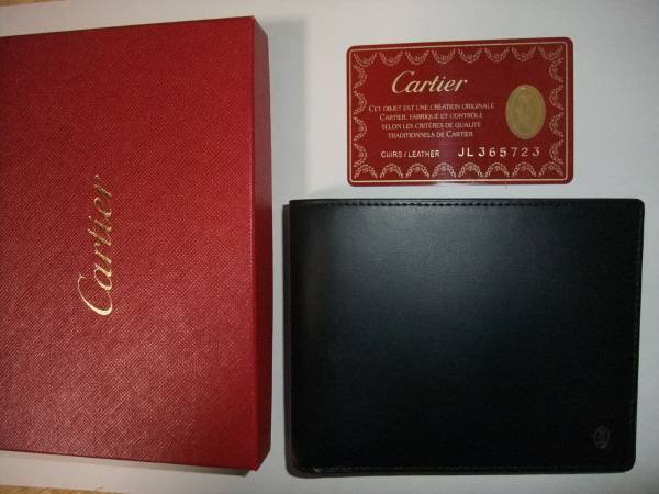 カルティエ　二つ折財布