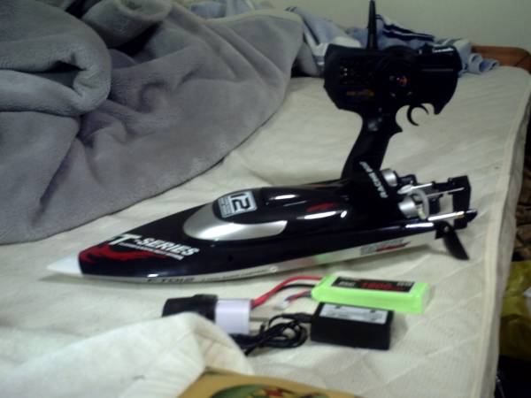 ☆爆走！FT012改（ブラシレス４セル仕様）即決にてプロポ付属