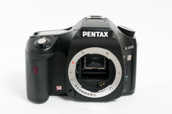 ペンタックス　K200D