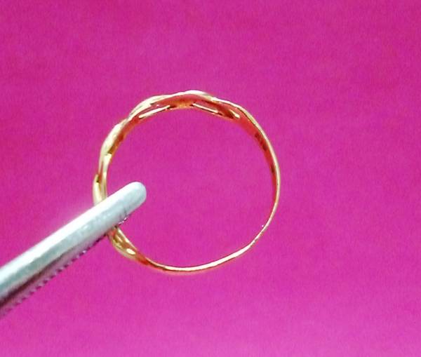 K18YG　1.1g　 リング １０号 刻印あり　難あり