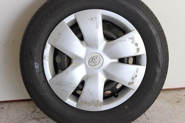 ◆ヴィッツ純正タイヤ 165/70R14 アクア，パッソ，ポルテ 2014年