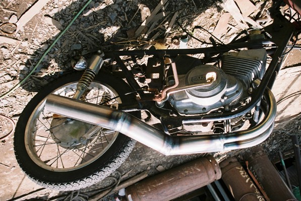 GT250 集合管 こだわりの、熱いマフラー、特注品、ゼンシン製