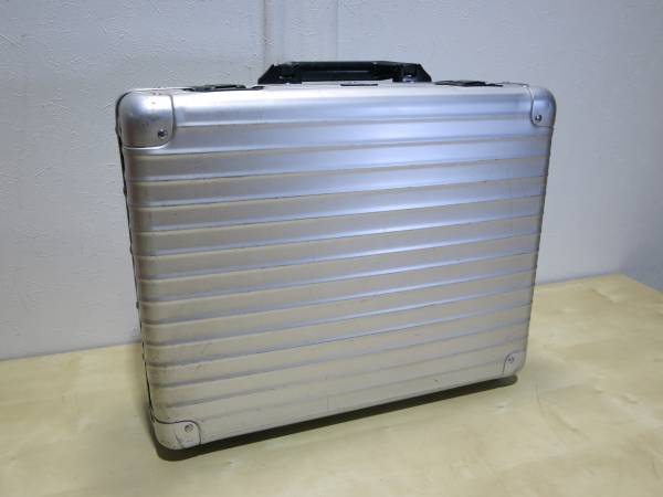 RIMOWA リモワ アタッシュケース 難あり/4200011 【お得，定番人気】