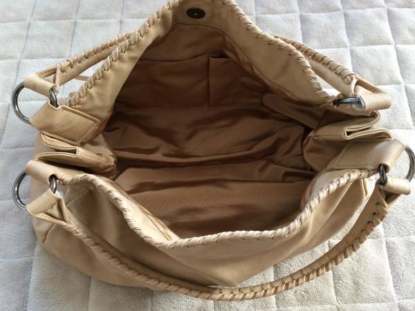 自由区　ワンショルダーバッグ（美品）フォークロア風