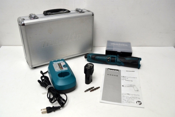 マキタ/Makita TD021DS 充電式ペンインパクトドライバ 青 7.2V