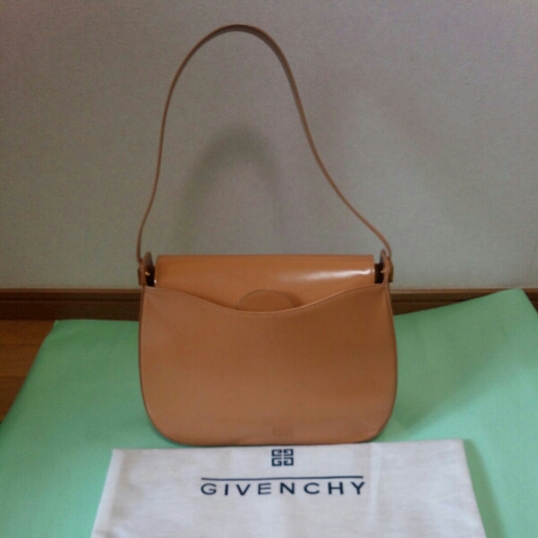 【ジバンシー】美品★ハンドバッグ★キャメル色・フランス製！