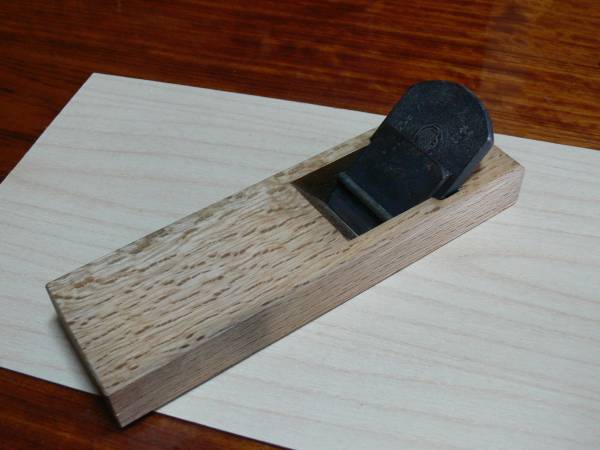 本銘　関孫六　寸四鉋　共裏　中古