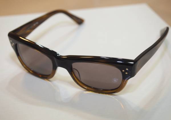 美品 OLIVER PEOPLES オルバーピープルズ サングラス Prentice