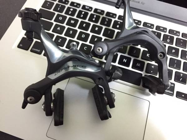 DURA-ACE キャリパーブレーキ BR-7900 前後