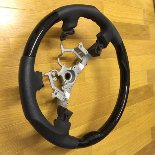 アルファード10系 ステアリング 社外品 使用期間短