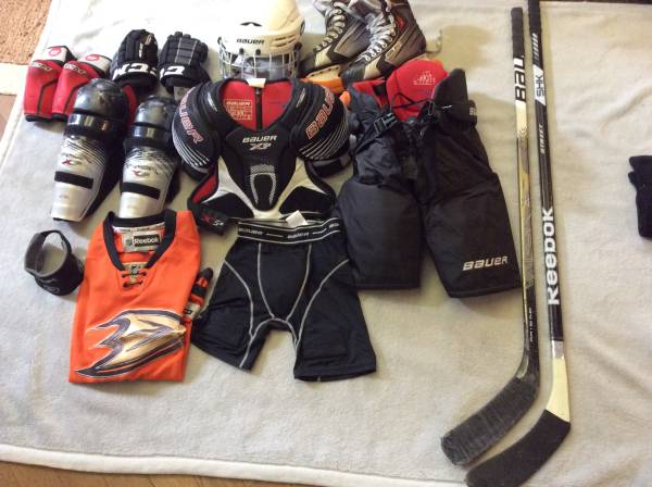 アイスホッケー　ジュニア　すぐ始めれるセット！バッグ付き！