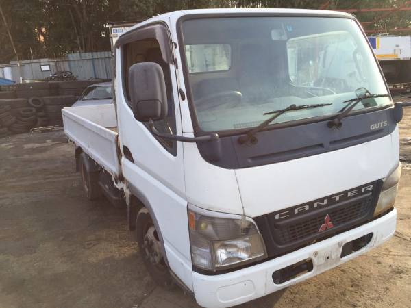 三菱2tディーゼル平車キャンターガッツ売切り