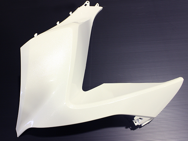 純正 PCX125 PCX150 JF56 KF18 フロント サイド カバー 右側